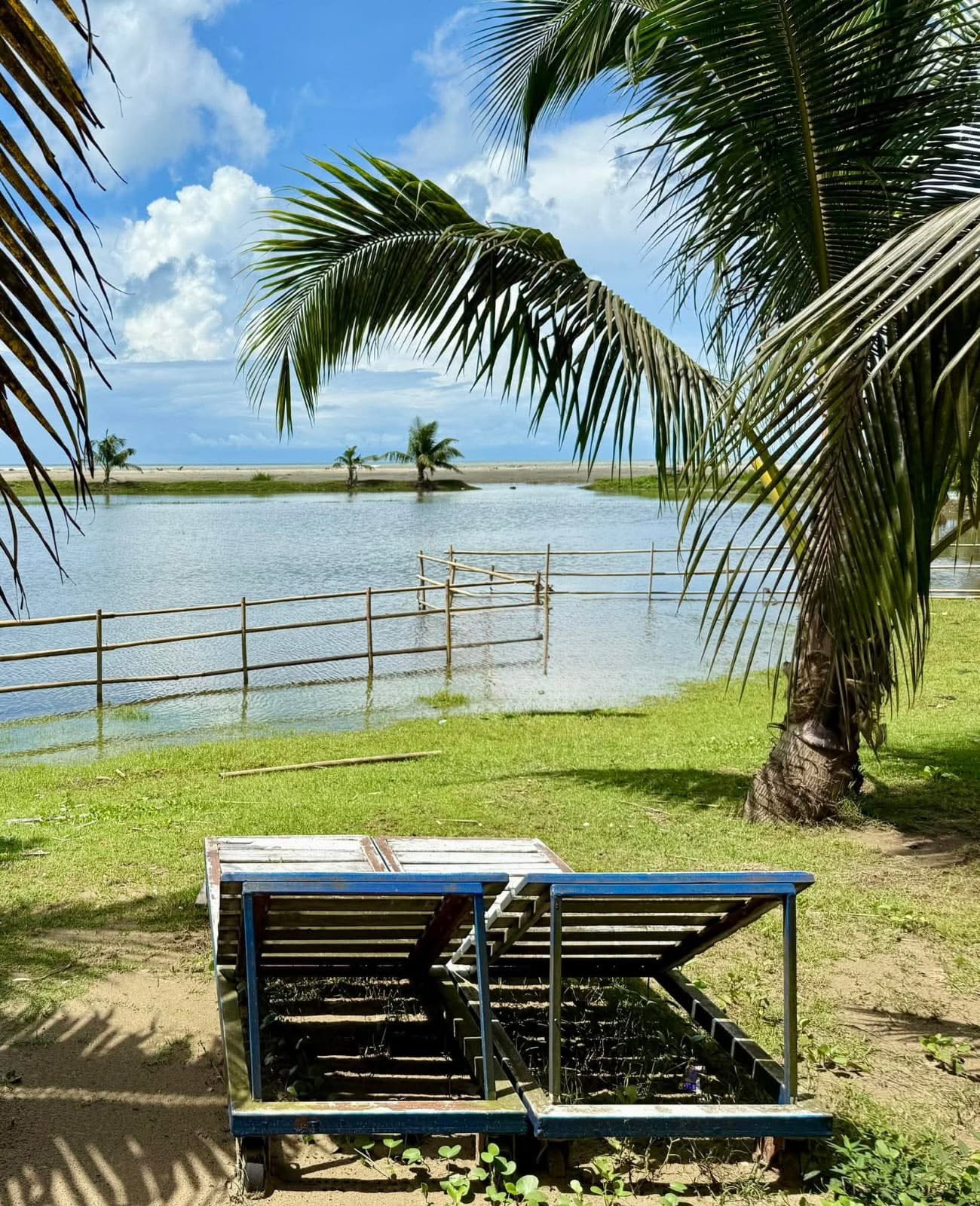 Lakeside Sunbeds CAMPiN COX
